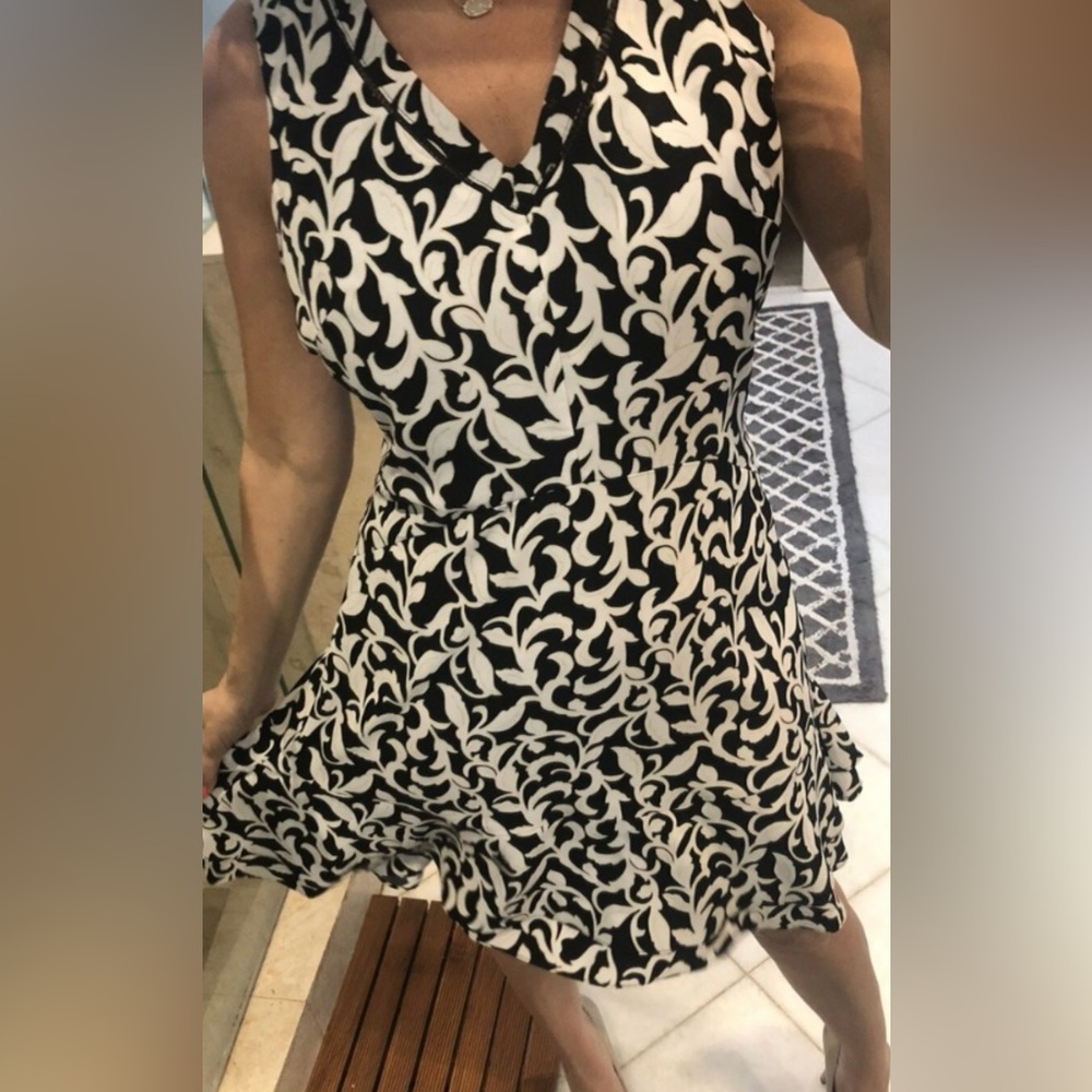 a New Day Leaf Pattern Dress, with pockets - Picture 9 of 11